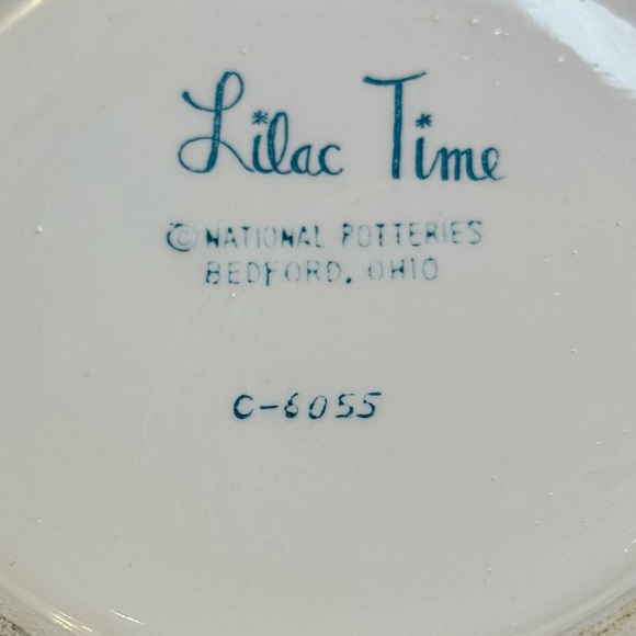 Vintage Mid Century National Potteries Lilac Time Ceramic Teapot - Picture 7 of 10